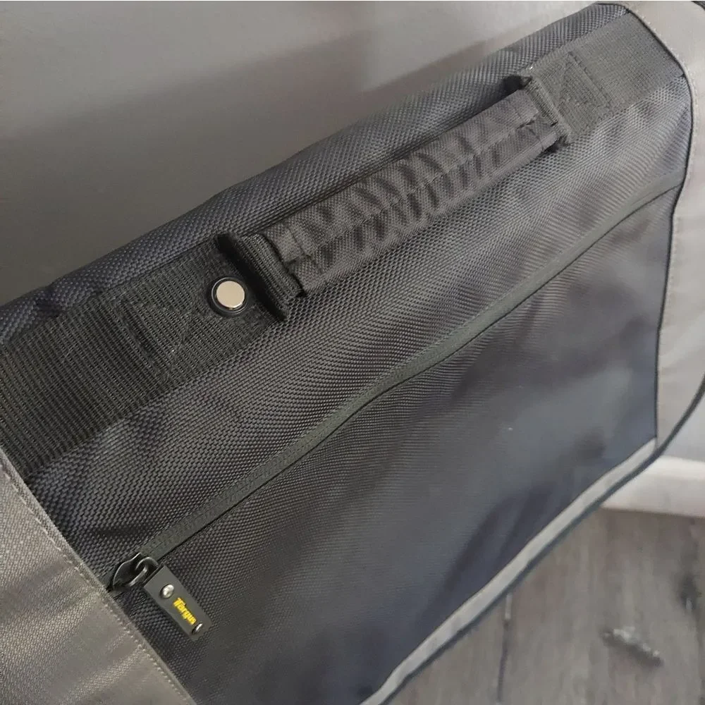 Targus CityGear Messenger Crossbody Shoulder Bag Black Gray